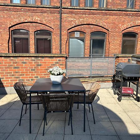 Central Leeds Townhouse With Private Roof Garden Sleeps 4 Zewnętrze zdjęcie