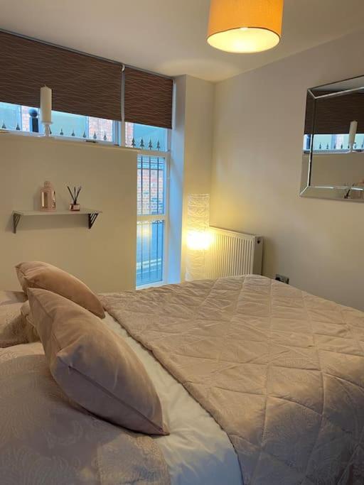 Central Leeds Townhouse With Private Roof Garden Sleeps 4 Zewnętrze zdjęcie